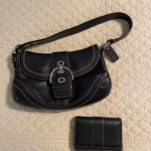 Coach Black Leather Shoulder Bag With Wallet